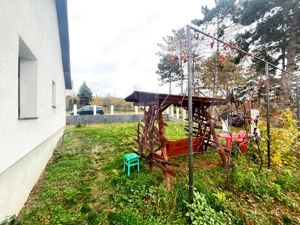 Casă tip duplex în Trușești, județul Botoșani - imagine 8