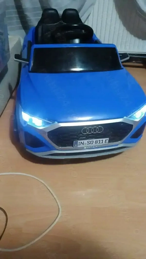 Masinuta electrica copii, Audi SQ8, 70W, 12V, telecomanda, roti moi, scaun tapitat, albastra