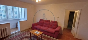 Apartament 2 camere, semidecomandat – Zona Decebal - imagine 2