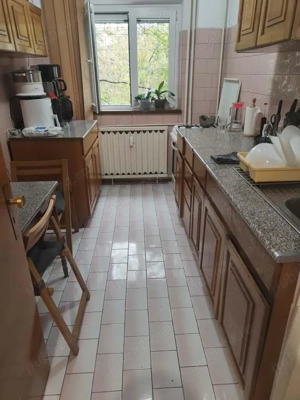 Inchiriez apartamment doua camere decomandate - imagine 2