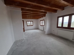 Zona str. Valea Borcutului   casa D+P+M, suprafata construita 320mp si teren 950 mp