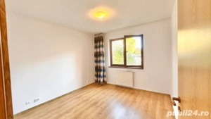  Particular apartament 2camere bloc nou + parcare Coresi -Tractorul 