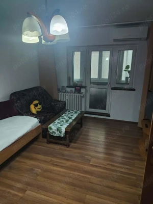 Inchiriez apartamment doua camere decomandate - imagine 10