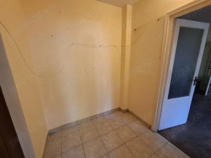 Str. George Cosbuc (zona scolii N. Iorga)   apartament 2 camere, bloc de caramida - imagine 4