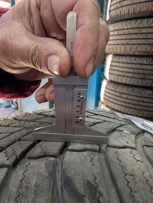 Set 4 anvelope Bridgestone Blizzark LM005 205/60/R16 - imagine 2