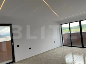 Penthouse 200 mp utili, 400 mp terasa, 2 garaje, 1 parcare, zona Baciu  - imagine 4