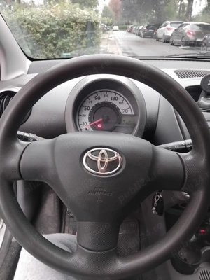 Vand Toyota aygo 2011 - imagine 3