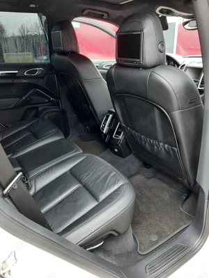 Vând Porsche Cayenne  - imagine 9
