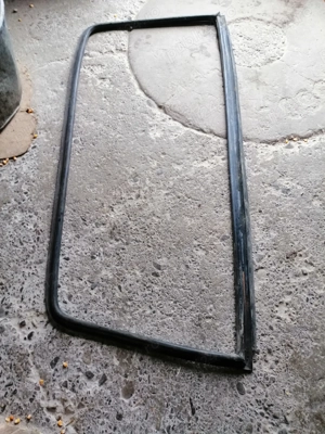 Cheder luneta Dacia 1300  - imagine 5