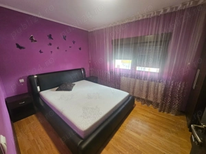 Apartament cu 2 camere de vânzare în Curtea de Argeș.