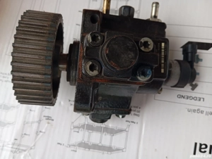 Pompa de injecție Opel Astra 1.6 disel 