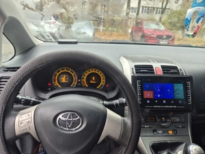 Vind Toyota Auris - imagine 6