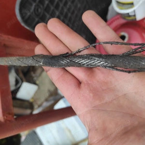 Sufa otel, cablu troliu 