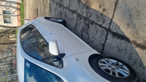 Vind Toyota Auris - imagine 9