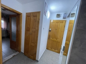 apartament 2 camere central în Chișineu cris  - imagine 7