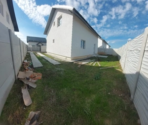 Casa Single-parter cu mansarda, bucatarie inchisa, 4 camere, 237 mp teren util