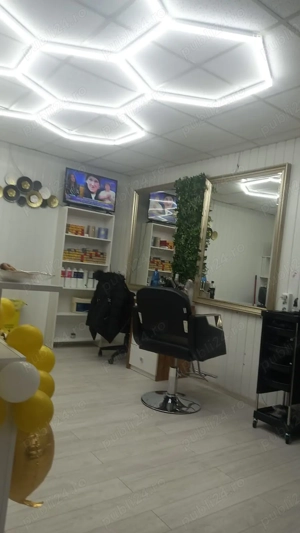 Închidere post coafor