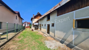 Casă de vânzare în comuna Albeștii de Argeș, județ Argeș. - imagine 15