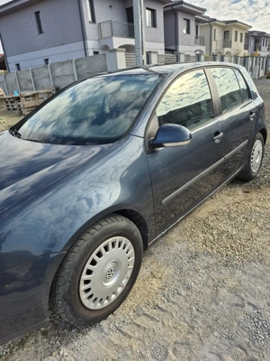 Vand Golf 5 din 2004