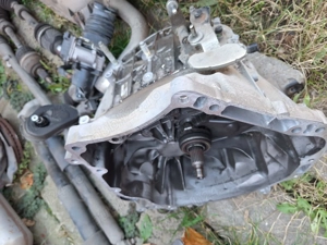 Vand usi/motor/scaune/Haion etc Mazda CX5 Skyactiv-G de 2.0L 160 CP an 2018 benzina manual - imagine 4