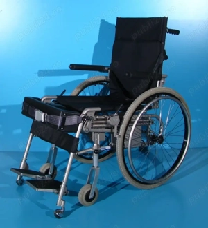 Scaun cu rotile cu verticalizare electrica Levo - imagine 2