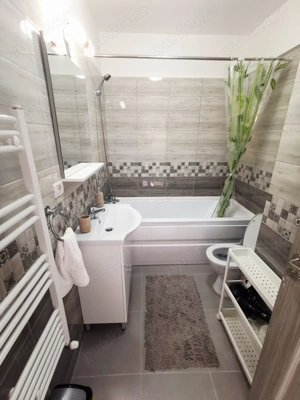 Apartament 2 camere, Zona Mall + Parcare+Boxa+Chiriasi - imagine 9