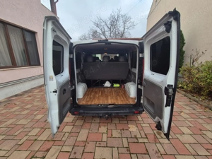 Opel Vivaro L2 (varianta lungă)   8+1 locuri   2011   Motor 2.0 CDTI - imagine 9