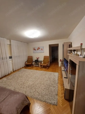 Apartament 3 Camere 2 Bai Centrală Proprie Zona Dâmbovița Sagului 