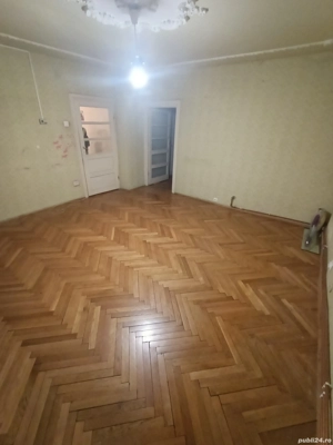 Proprietar,Vand la 5 Min pe jos de Iulius Mall,Etaj 2,Liber,40 mp,Cu Balcon 