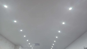 Vand spatiu comercial in Deva, zona 1 Decembrie (Ultracentral), suprafata utila 46 mp, vitrina