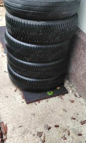 Anvelope de iarna  R20