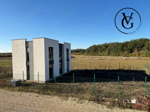 Vila cu 5 camere - complex Frasinului 