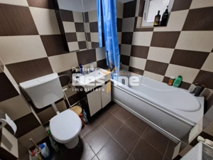 Apartament 3 camere, decomandat ,  Valea Lupului, 88.900 euro - imagine 11