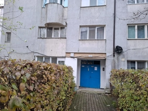 Vand apartament 2 camere, decomandat , 