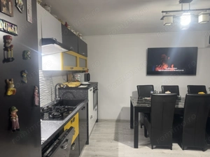 Apartament cu 3 cam., decomandat,Traian Vaslui