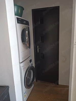 Vand apartament 3 camere in Babeni