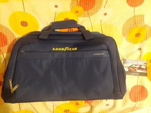 Geanta voiaj Goodyear albastra  ( accesibilă pentru călătoriile cu avionul)