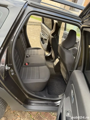 Dacia Duster , An fabr 2022, 1.3 benzina 130 Cp, 49200 km neg - imagine 10