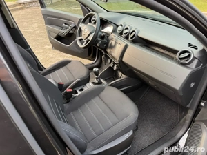 Dacia Duster , An fabr 2022, 1.3 benzina 130 Cp, 49200 km neg - imagine 5
