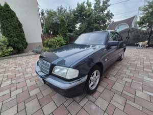 Mercedes-Benz C 200 CDI   2000   2.2 Diesel   Manuală - imagine 13