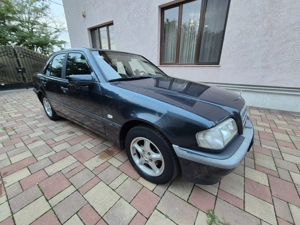 Mercedes-Benz C 200 CDI   2000   2.2 Diesel   Manuală - imagine 11