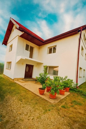 Vand Casa+Teren, zona CIcarlau, pret usor negociabil!