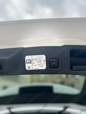 2021 Ford Kuga Titanium 2.0 diesel MildHybrid 150cp 2WD - imagine 8