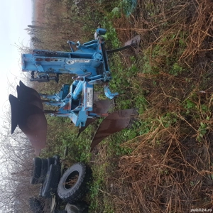 Vând plug reversibil  - imagine 6