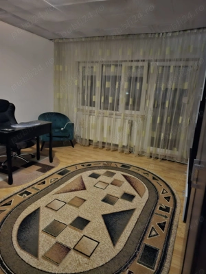 Vand apartament 4 camere, zona centrala