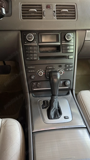Volvo XC90 2009   SUV Spațios și Confortabil - imagine 3