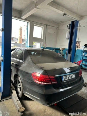 Mercedes E-Class 220 avariat - imagine 2