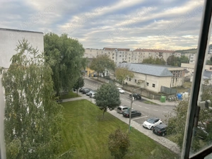 Închiriez Apartament 2 camere  - imagine 7