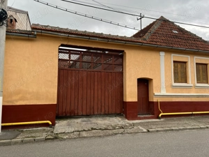 Casa de vanzare in centru Zarnesti - imagine 3