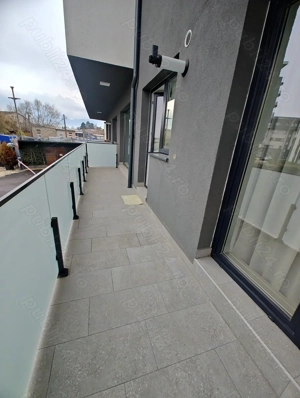 Proprietar, apartament 2.5 camere spațios, prima închiriere,decomandat - imagine 8